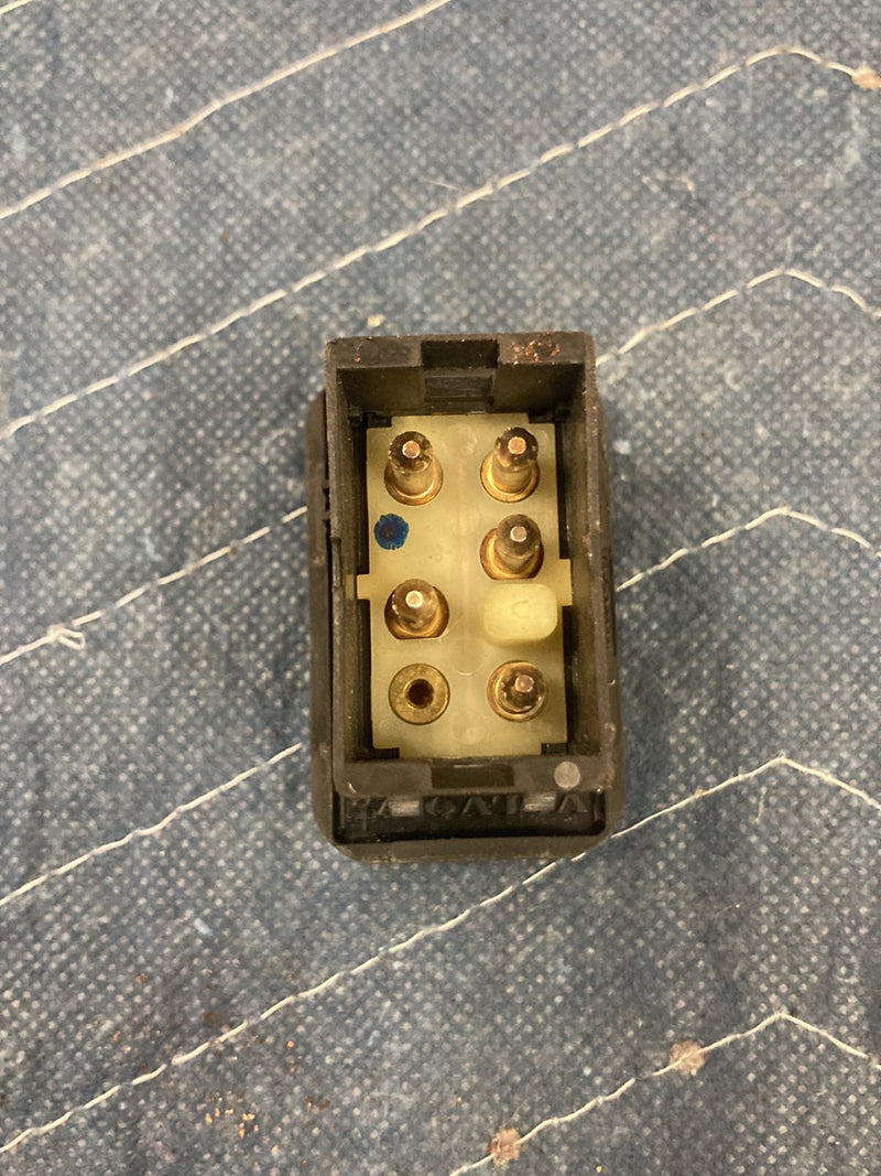 1992-1995 Volvo 940 945 740 Rear Driver Left Door Window Switch OEM #6408EM