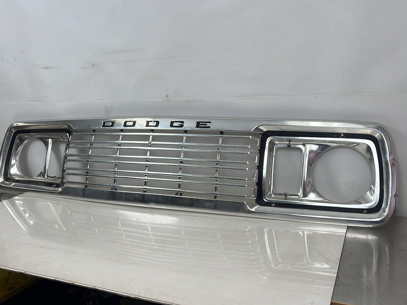 1977-1978 Dodge Truck Tin Front Grille D150 Pickup Aluminum Trim OEM ##6062EM
