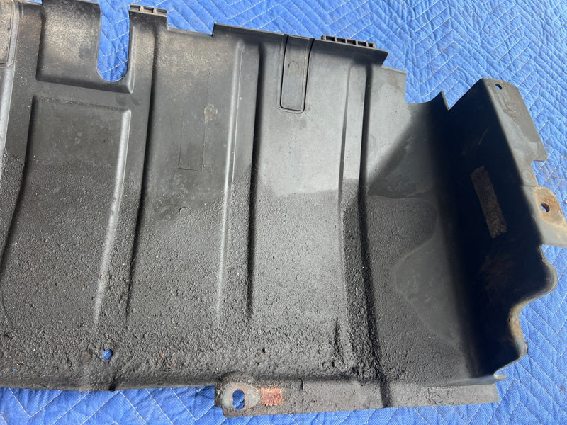 1989-1995 Volvo 740 940 Sedan Front Engine Cover Splash Shield Guard OEM #3757EM