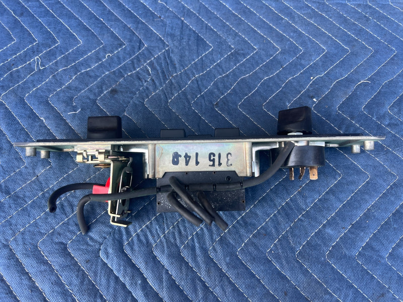 1967-1974 Volvo 140 142 Dash A/C Heat Climate Control Switch Panel OE #4906EM