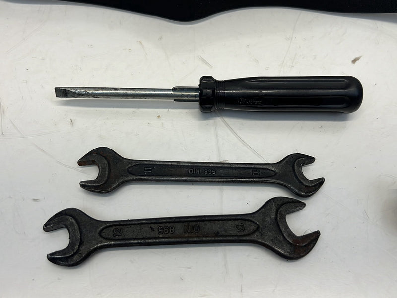 1975-1980 Volvo 244 240 Spare Tire Emergency Tool Kit OEM #5299EM