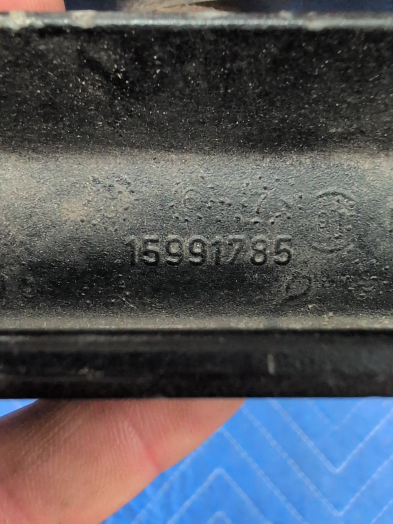 1999-2007 Chevrolet K1500 - Tailgate Handle PN: 15991785