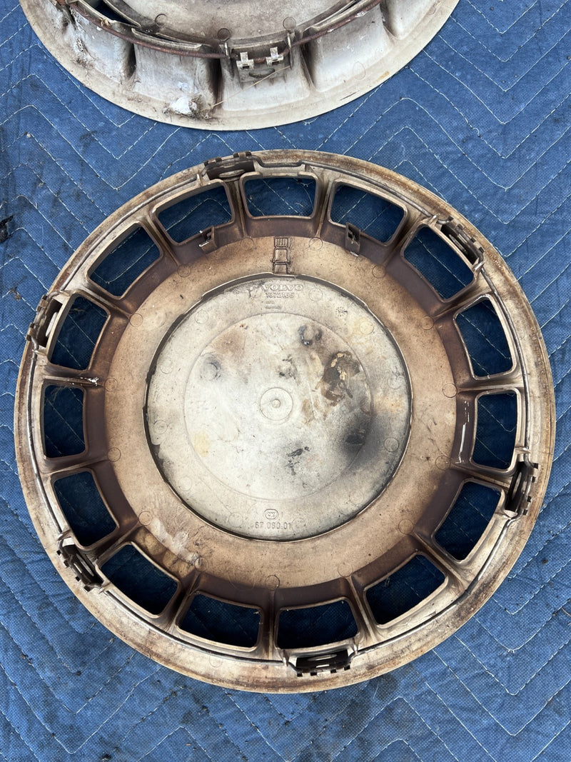 1986-1993 Volvo 240 244 Sedan 14" Hubcap Wheel Cover Set of 6 3540176 OE #4235EM