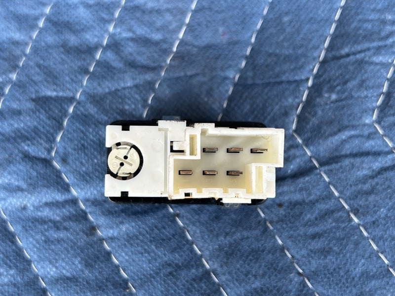 1993-1997 Volvo 850 850R Window Lock Switch 9148483 OEM #4453E