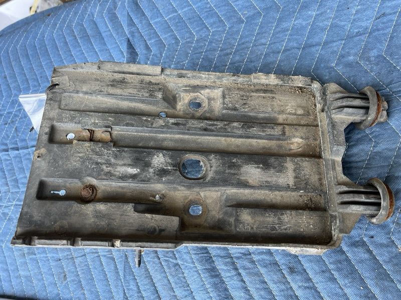 1993-1997 Volvo 850 850R Battery Bracket & Cruise Control Module OEM #4516E