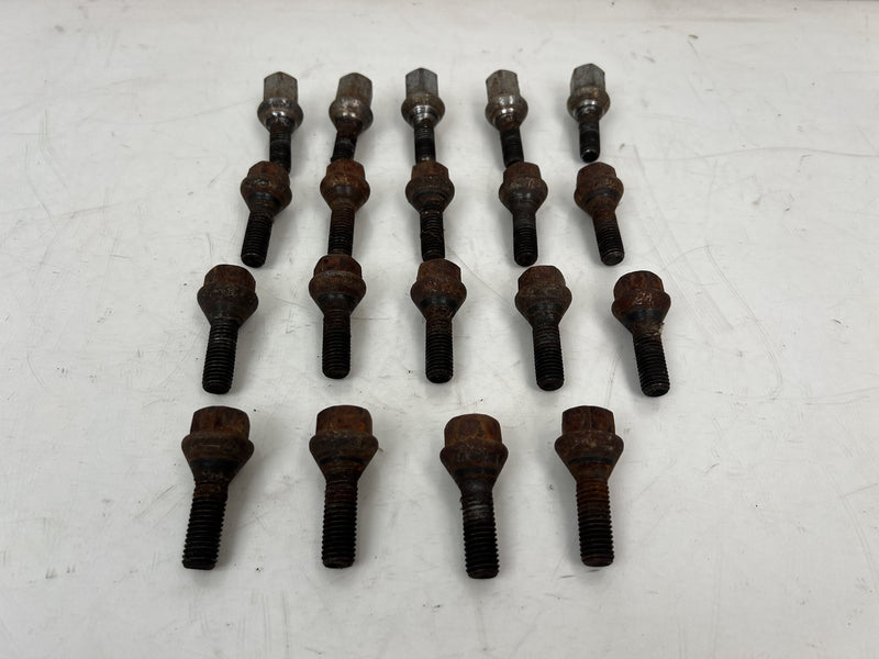 1998-2000 Volvo S70 V70 XC Wheel Stud Lug Nuts Bolt Set of 19 OEM #6844EM