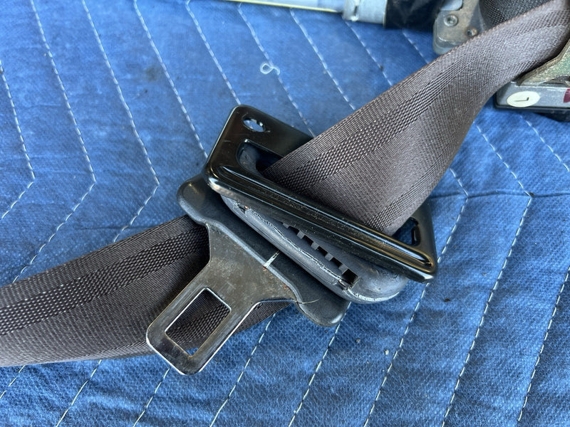 1998-2003 Jaguar XJR XJ8 Driver Front Seat Belt Retractor Left OEM #4626E