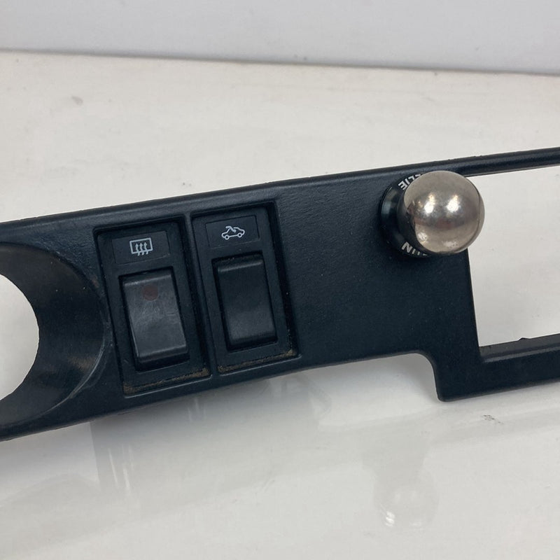 1992 Volvo 940 944 - Defrost Switch PN: 3548792