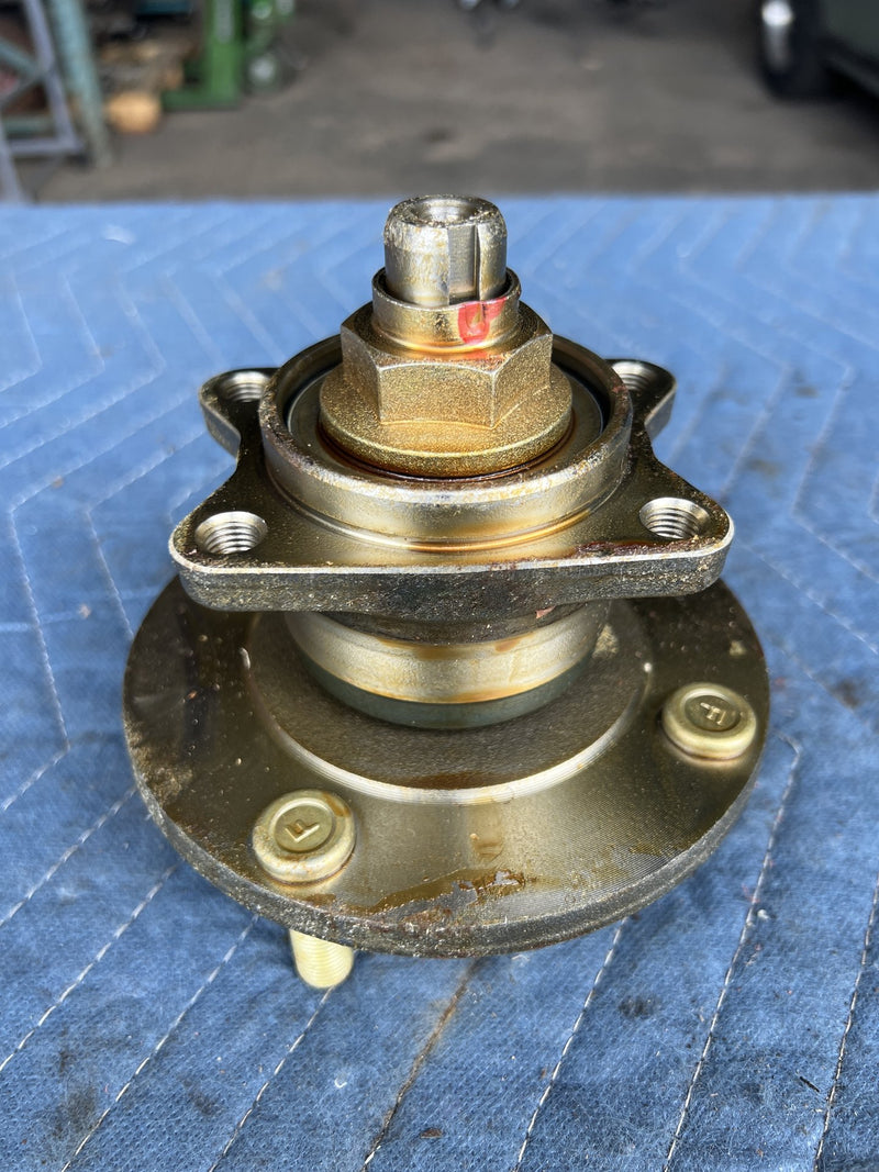 Mitsubishi Hub Pair MB949096 OEM