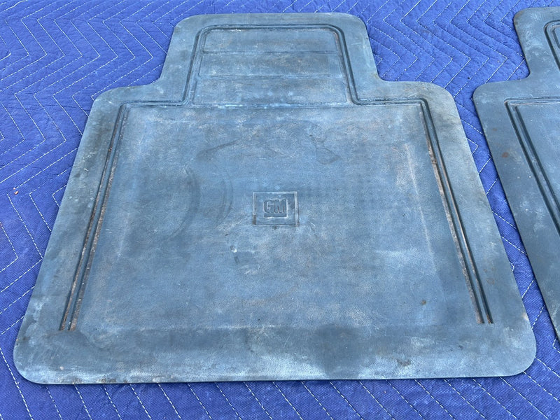 1988-1994 Chevrolet Silverado GMC Sierra OBS Rear Floor Mat Pair Blue OE #5507EM