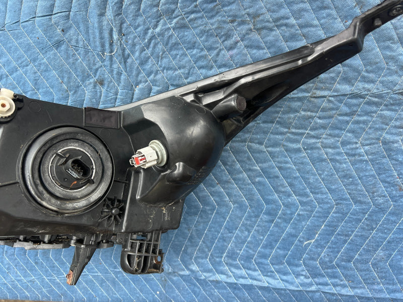 2012-2015 Chevy Cruze Passenger Right RH Headlight Lamp Assembly OEM #2241CN