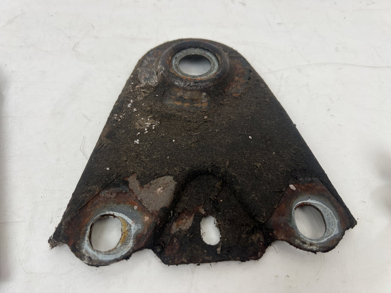 1998-2000 Volvo S70 V70 XC Front Subframe Bracket & Bolt Hardware OEM #6883EM