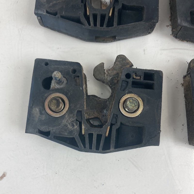 1975-1980 Volvo 244 Door Latch Set of 4 Lock 6438 OEM #4899M