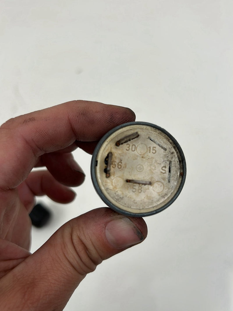 1975-1980 Volvo 244 240 Headlight Switch Assembly OEM