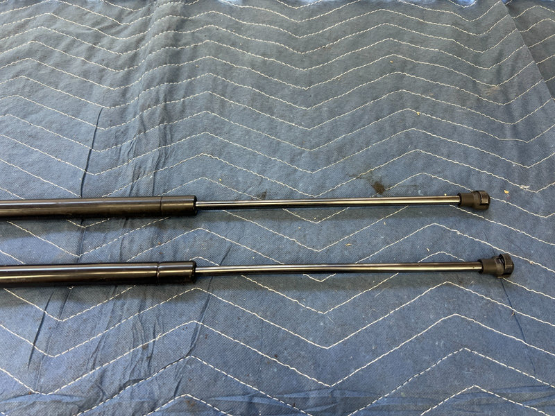 1992-1995 Volvo 940 740 LH & RH Rear Hatch Strut & Mounting Hardware OEM #3175EM
