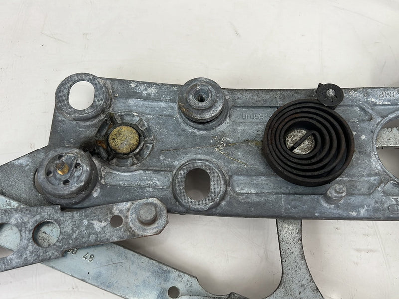 1986-1993 Volvo 240 244 Front Driver Left Window Regulator 1315020 OEM #5568EM