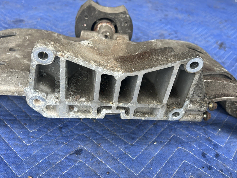 1998-2003 Jaguar XJR XJ8 X308 Rear Transmission Crossmember Support OEM #4774E