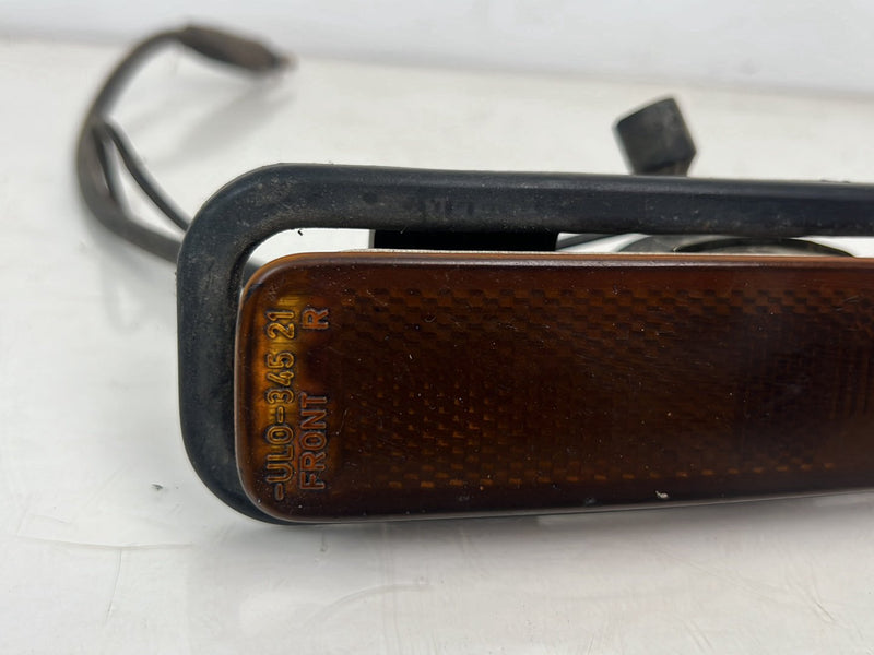 1983-1985 Porsche 944 Front Right Left Marker Light Pair 94463141200 OEM #5679EM