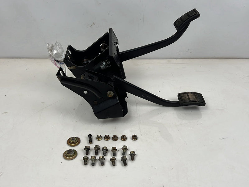 1975-1980 Volvo 244 240 Manual Trans Clutch &amp; Brake Pedal Assembly OEM #5358EM
