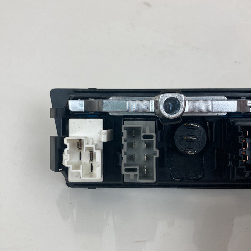 1992 Volvo 940 944 - Headlight Switch PN: 1125-02 1362698 3515810