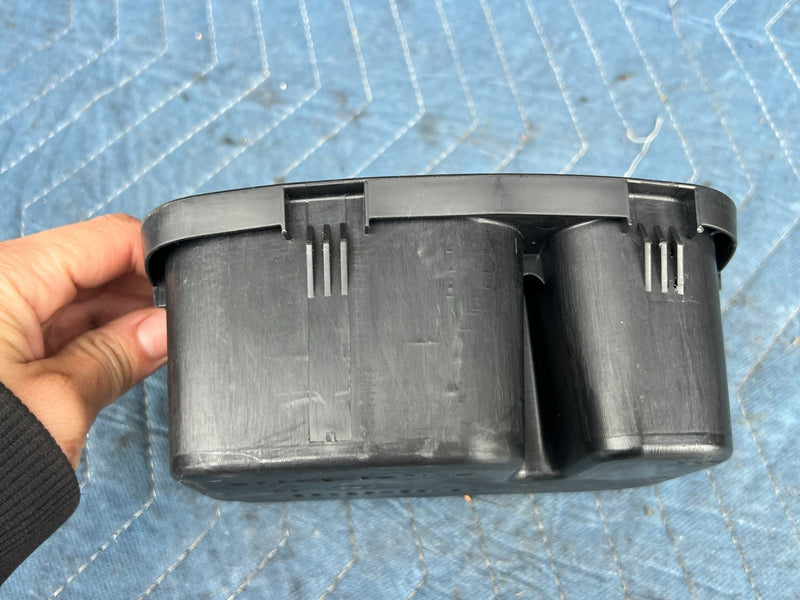 2002-2006 Toyota Camry  Center Console Cupholder Coin Storage OEM  #76DU