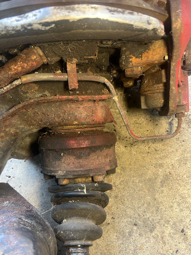1983-1985 Porsche 944 Rear Trailing Arm Hub Assembly Pair OEM #5710EM