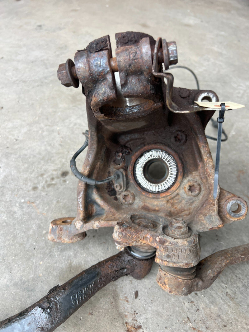 2011-2017 BMW X3 F25 Front Passenger Right R Control Arm Hub Assembly OEM#2338EM