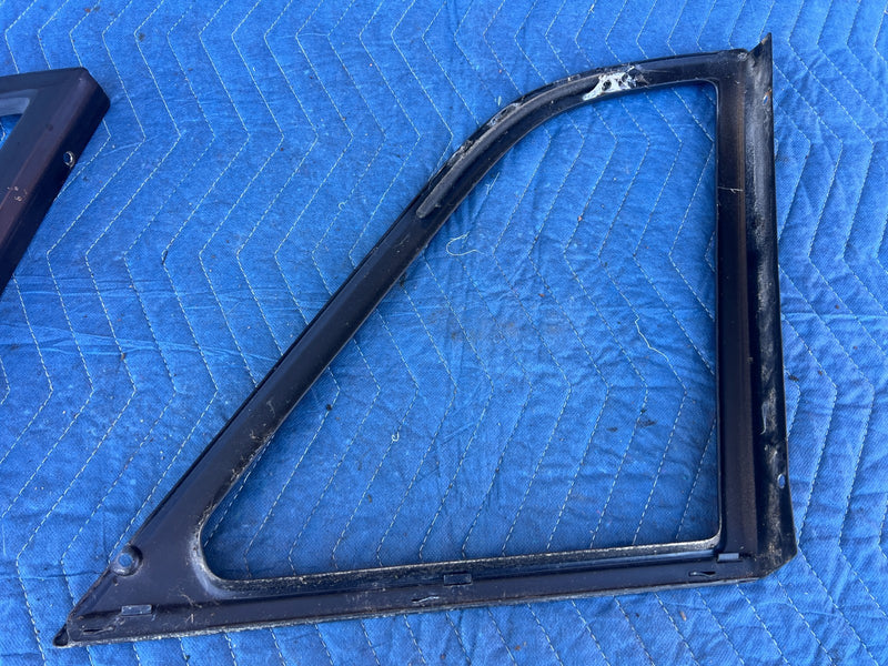 1986-1993 Volvo 240 244 Sedan Only Rear Quarter Window Trim Molding OEM #4248EM