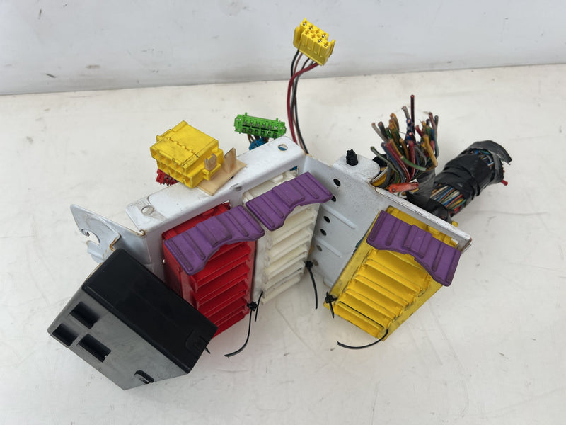 1998-2000 Volvo S70 V70 XC Lock Alarm Module & Fuse Junction Box OEM #6820EM