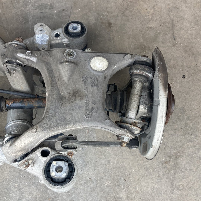 2003-2007 BMW 545i E60 Rear Axle Assembly 1801699349 6759610 6761134 OEM #4982M