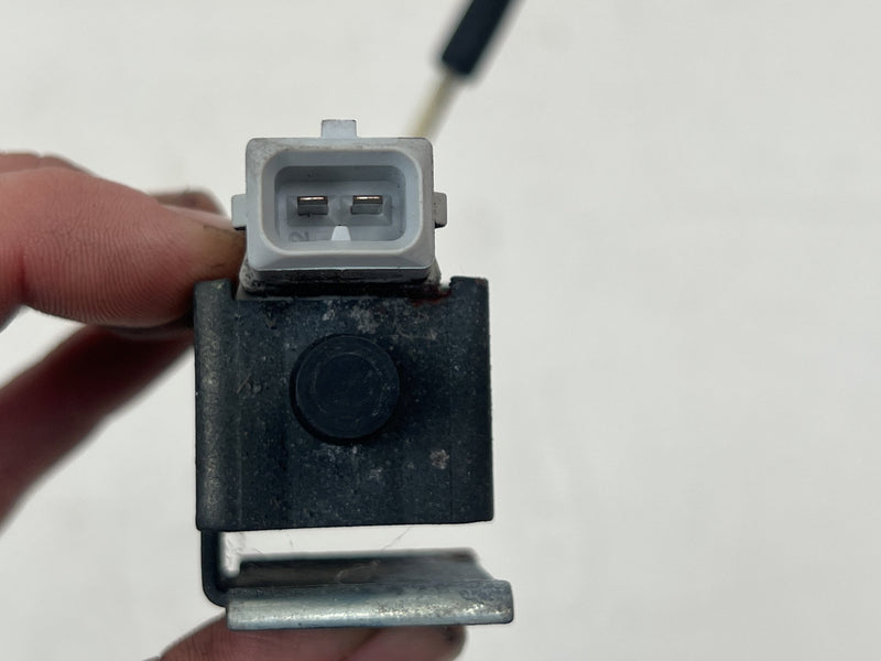 1998-2000 Volvo V70 XC Secondary Air Injection Pump Solenoid Valve OEM #6878EM