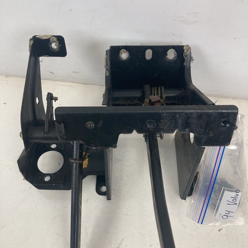 1981-1985 Volvo 240 245 Manual Clutch Brake Pedal Assembly OEM