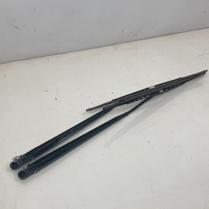 1996 Chevrolet Silverado GMT800 - Wiper Arm