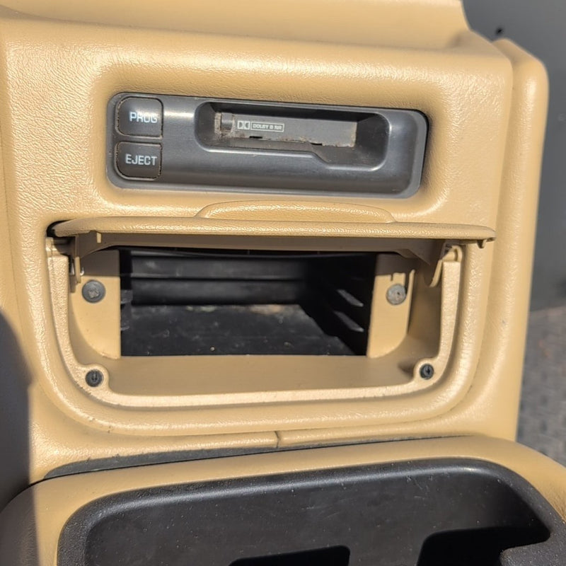 1999-2002 Chevrolet Silverado Center Console Assembly Tan Lid Mounts 15037198