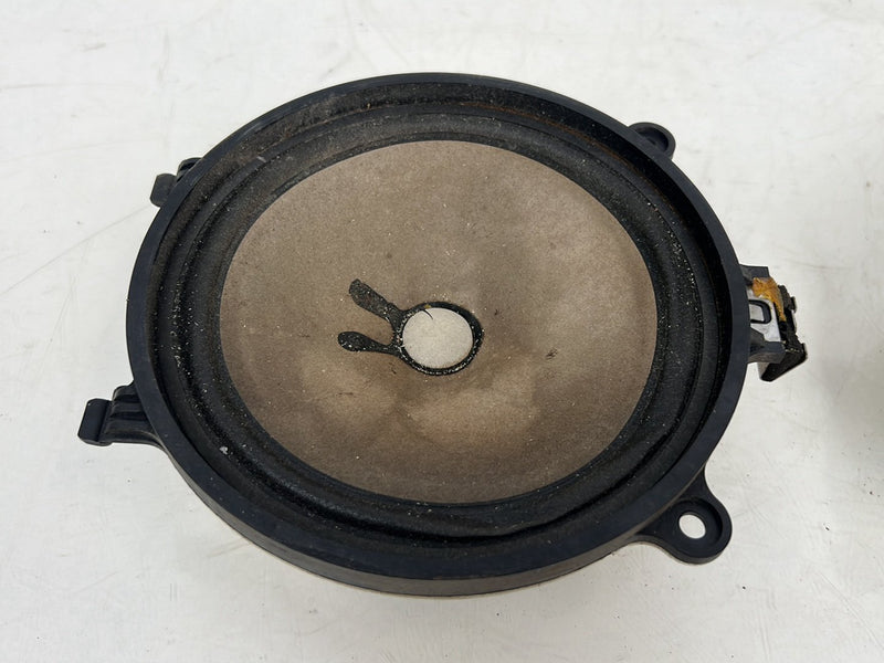 1995-1998 Chevrolet GMC C/K Left & Right Door Speaker Pair OEM