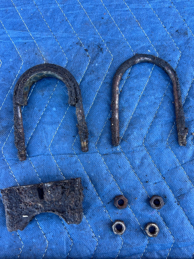 1986-1993 Volvo 240 244 245 Power Steering Mounting Bolt Hardware OEM #4198EM