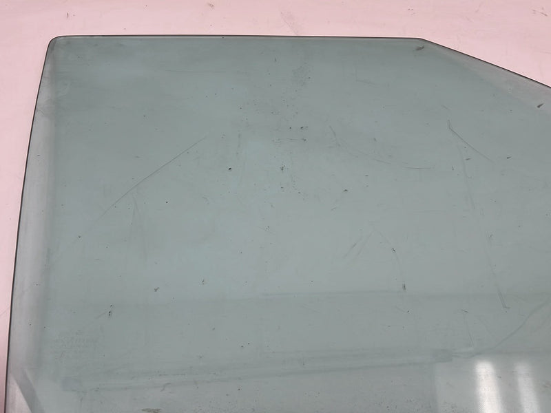 1976-1979 Cadillac Seville Front Passenger Right Window Glass OEM #5595EM