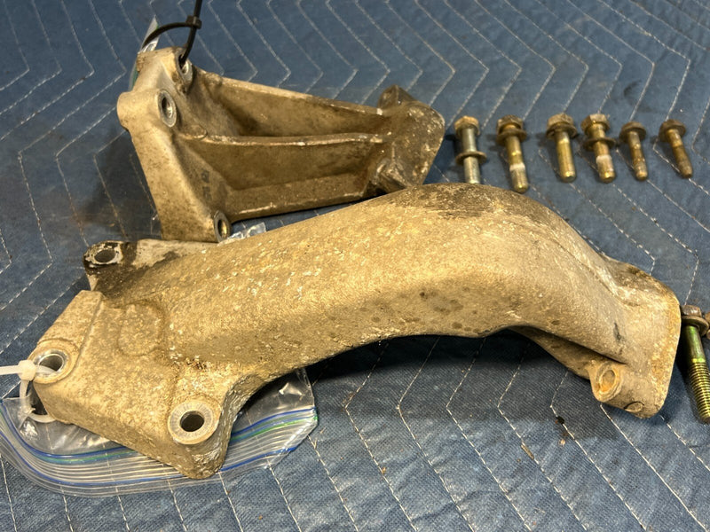 1983-1985 Porsche 944 Right & Left Motor Mount Frame Bracket Support OEM #2516EM