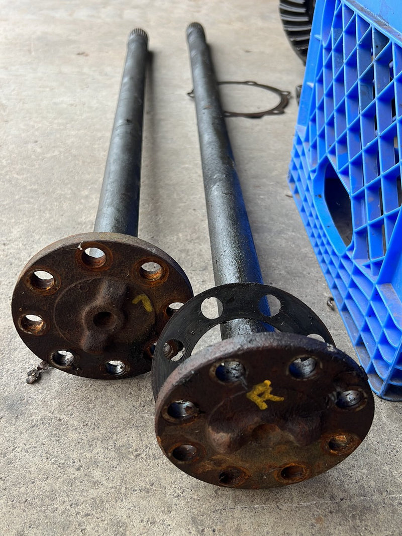 1973-1988 Chevrolet K2500 Differential Gear Set 3.73 Ratio w/ Axle Shafts OEM #5935EM