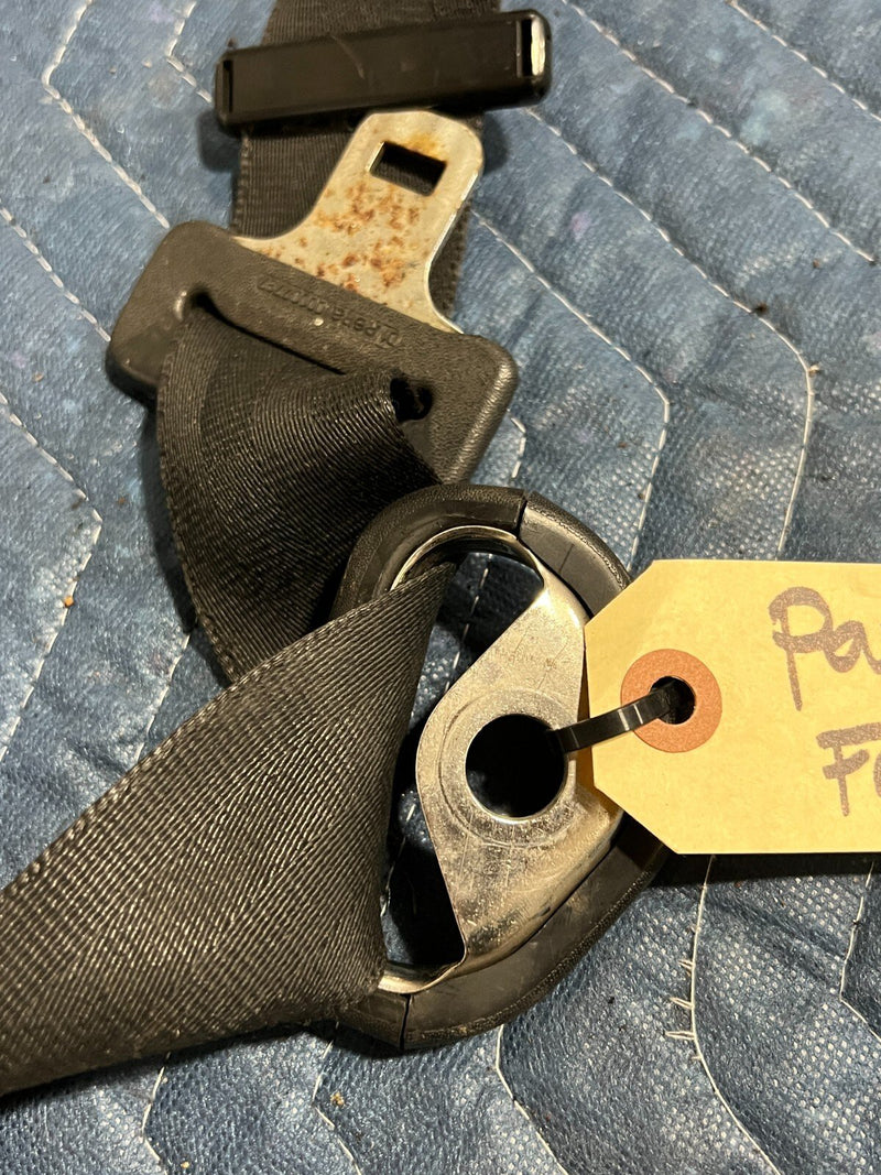 1983-1985 Porsche 944 Front Passenger RH Right Seat Belt Retractor OEM #2486EM