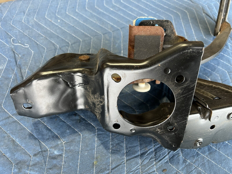 2008-2015 Volvo XC70 S80 Brake Pedal Assembly & Arm Lever 31201792 OEM #4216E