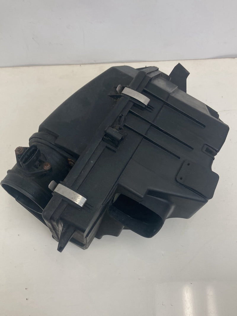 2005 Volvo XC90 I 275 Air Filter Box Assembly 8638962 OEM #4865M