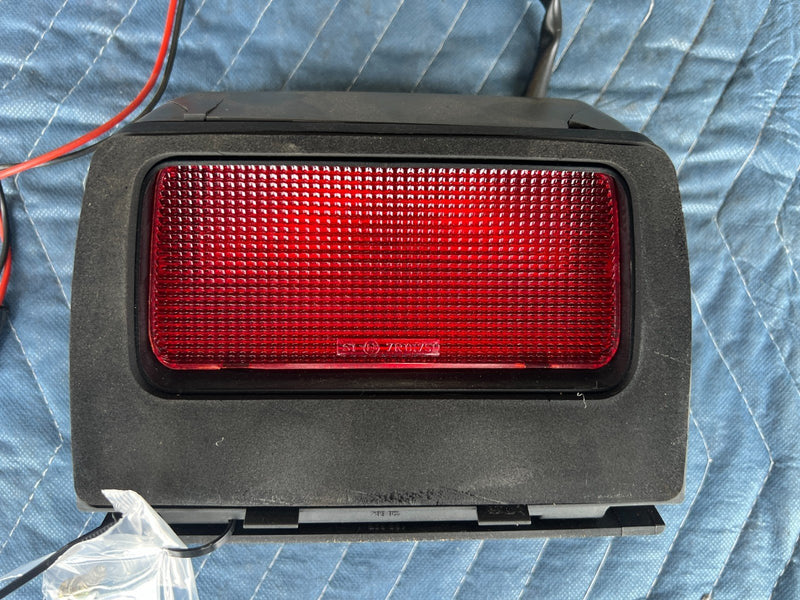 1989-1995 Volvo 740 940 Sedan Rear 3rd Third Brake Light Assembly OEM #3655EM