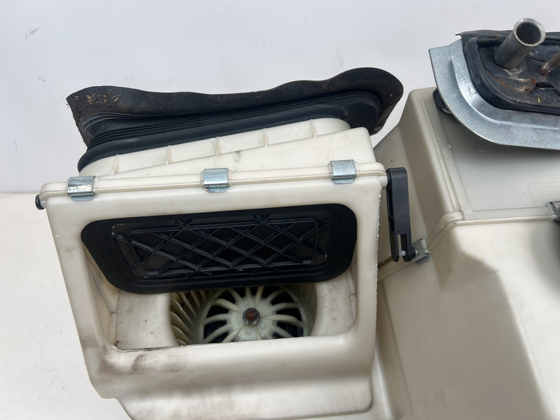 1998-2000 Volvo S70 V70 XC Climate HVAC Box Heater Core Assembly OEM #6888EM