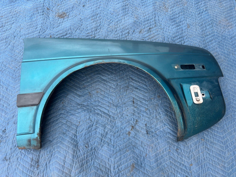 1985-1992 Volkswagen VW Golf Front Passenger Right Fender Panel Green OE #6198EM