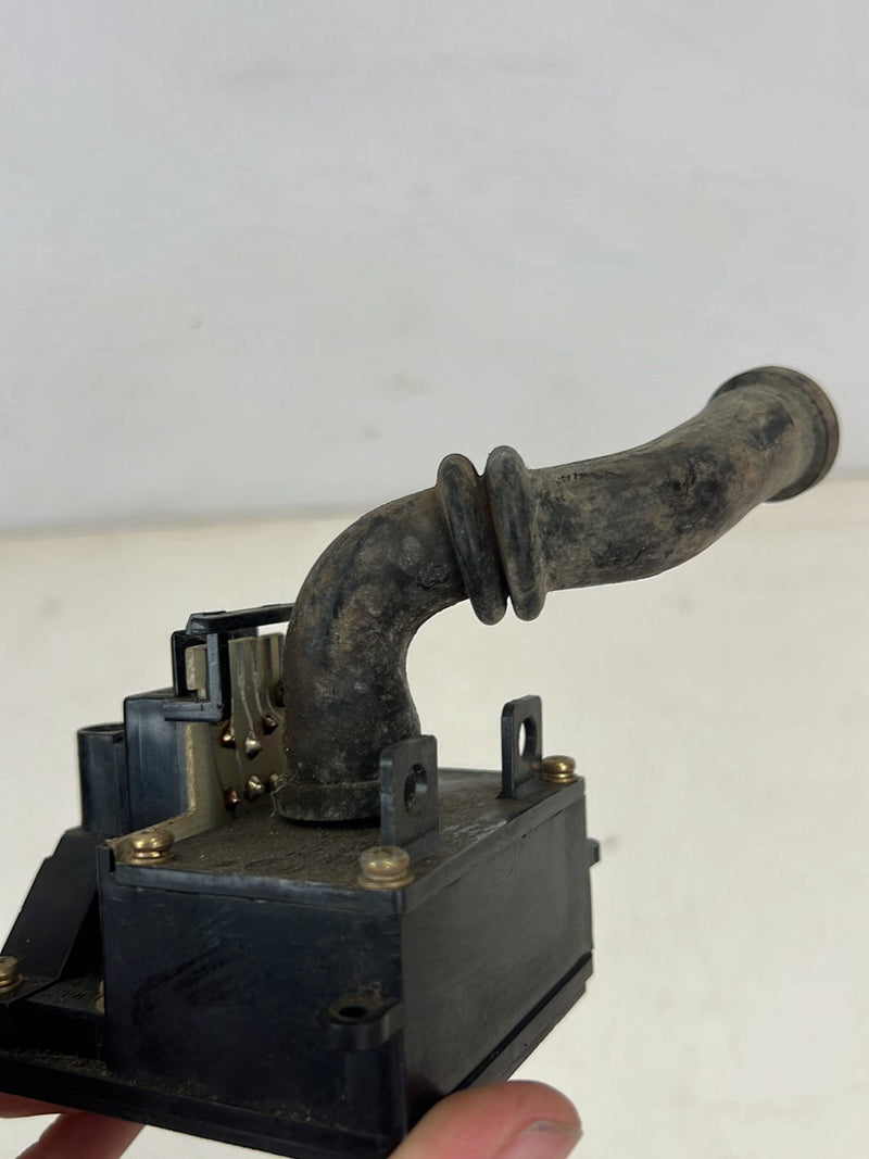 BMW 7 Series Heater AC Actuation Temp Sensor Housing Rear 9411841329 OEM #5629EM