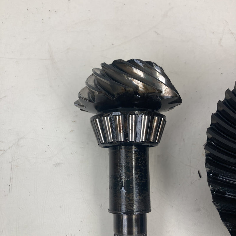 1981-1985 Volvo 240 245 Rear Axle Differential Gear Set 3.31:1 Gear Ratio OEM