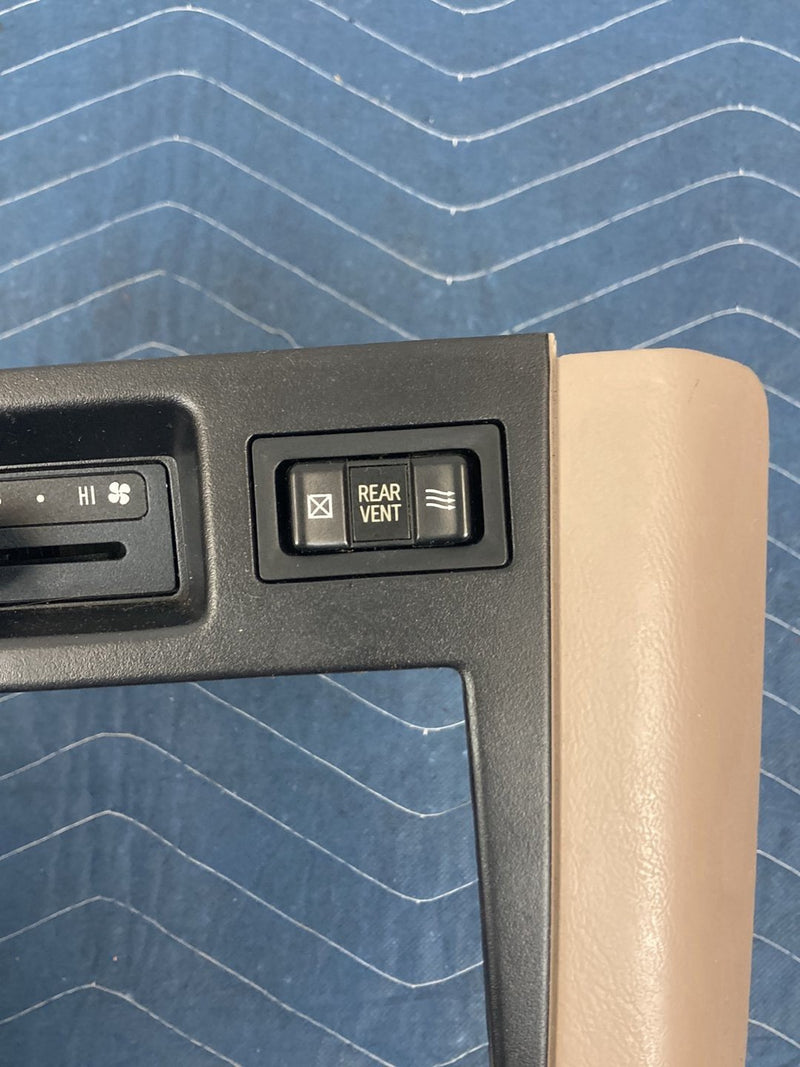2000 Toyota Sienna L10 - Unknown PN: 55412-08010