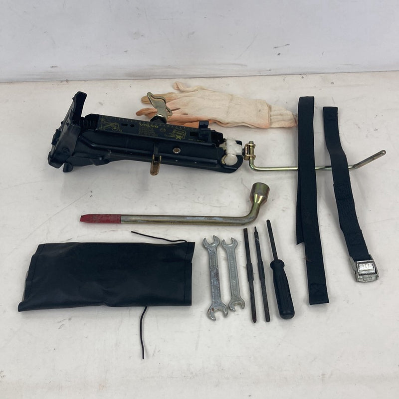 1998-2000 Volvo V70 S70 Emergency Spare Tire Scissor Jack Tool Kit OEM #5219M