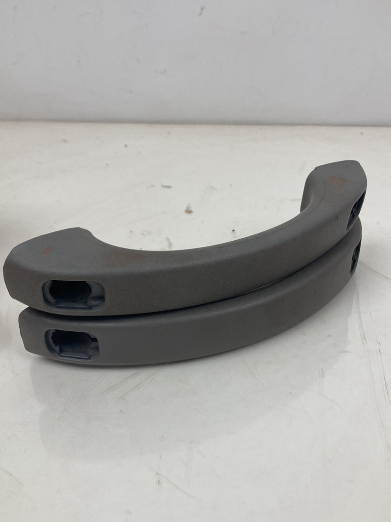 1996 Chevrolet Silverado GMT800 - Grab Handle Set PN: 15691006 15691031